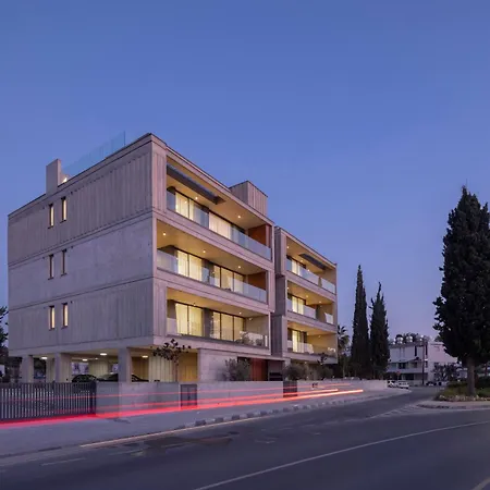 Malberry Park 204 - Modern 2 Bedroom With Pool, Gym, Jaccuzi Paphos